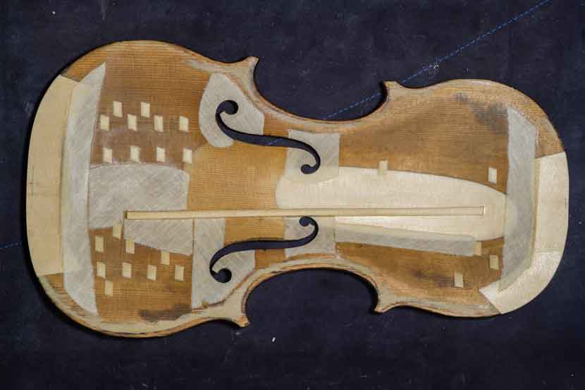 Geige: Reparatur Decke